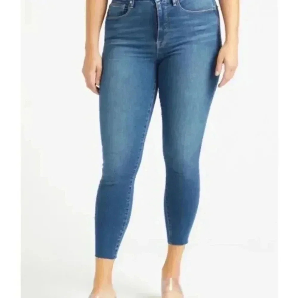 Good American good waist crop raw edge